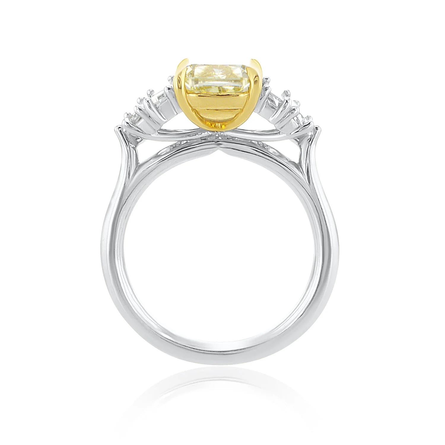 3.99 Carats Fancy Light Yellow Cushion Natural Diamond Ring - Image 3