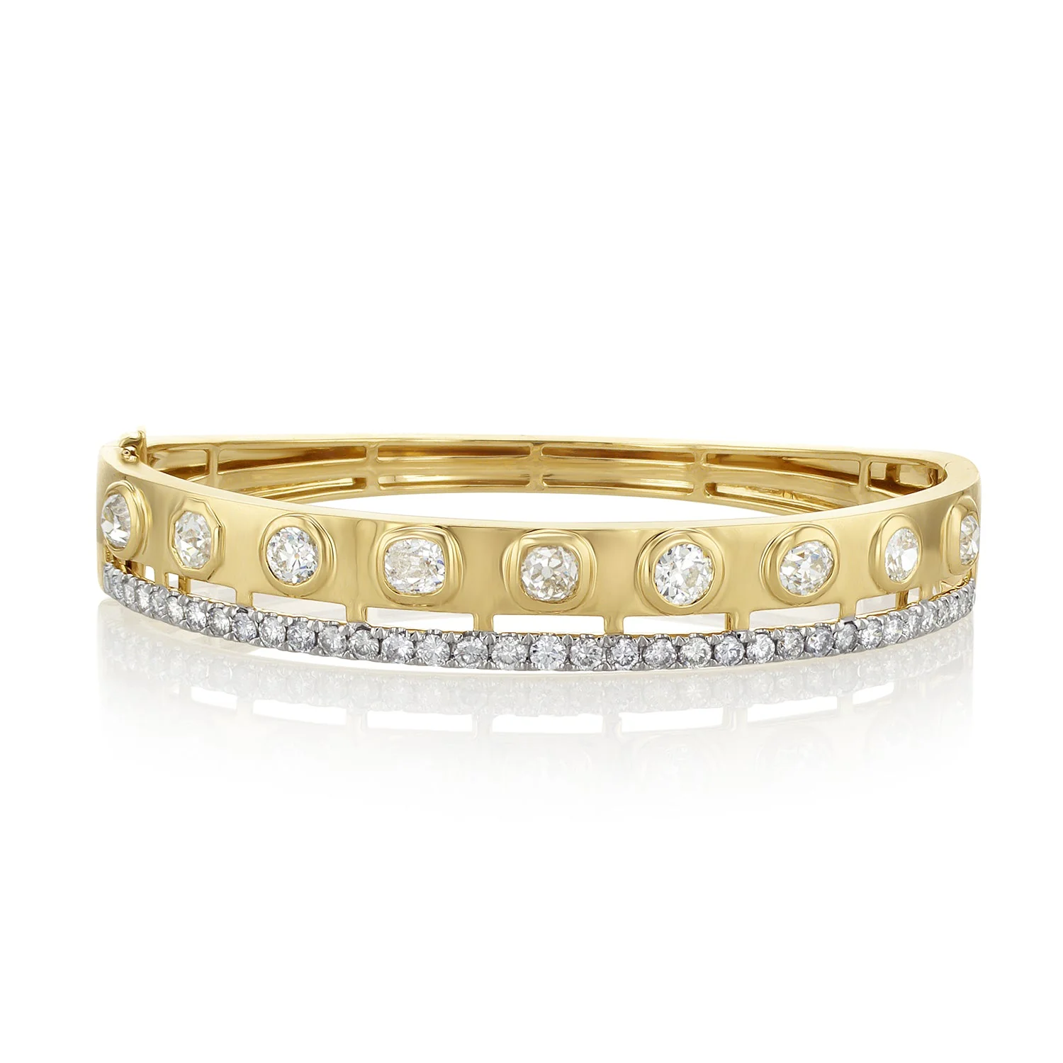 6.96 Carats Natural Diamond Bangle Bracelet
