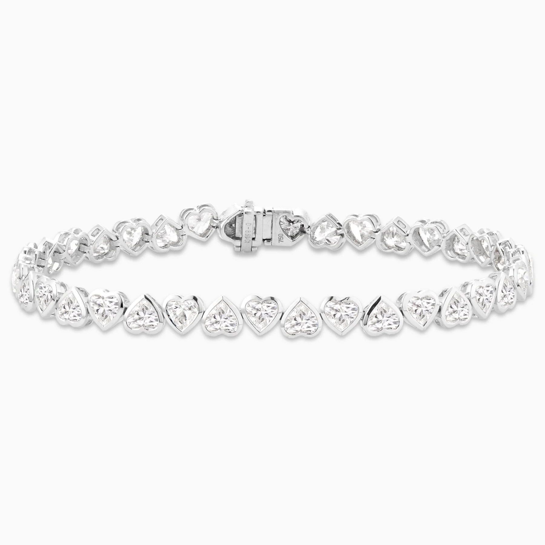 8.60 Carats Natural Heart Shaped Diamond Bezel Bracelet
