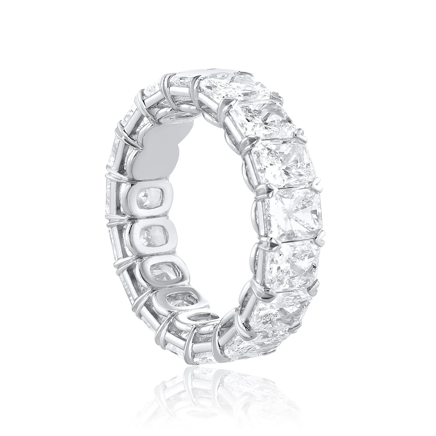 8.76 TW Radiant Cut Diamond Platinum Eternity Band - Image 2