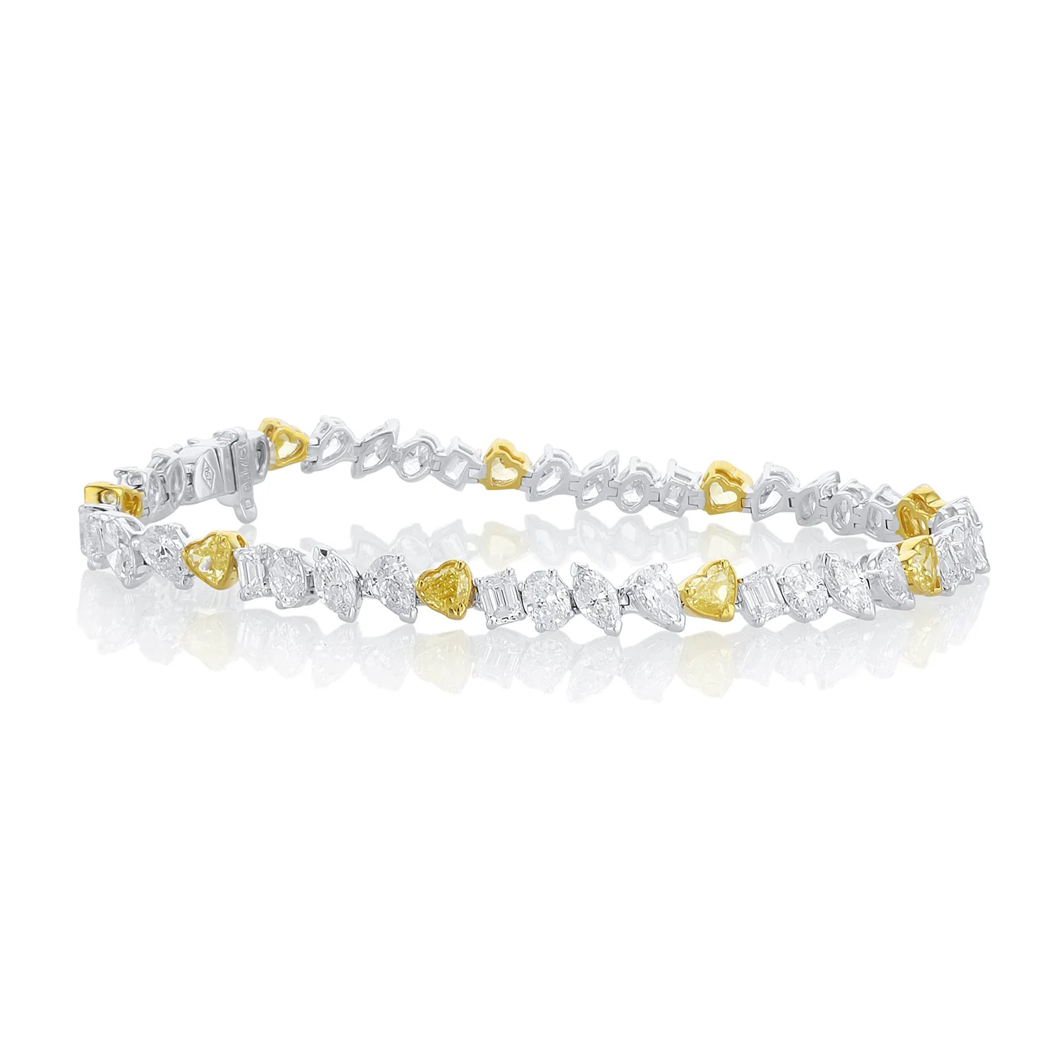 9.15 Carat Fancy Shape and Fancy Yellow Heart Diamond Bracelet - Image 2