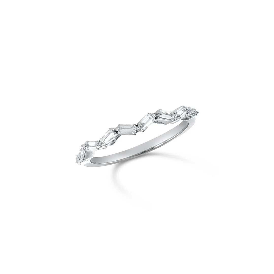 Baguette Diamond Zig-Zag Band in 14K White Gold